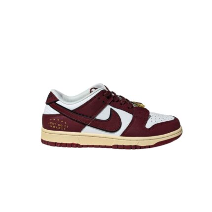 Dunk Low SE